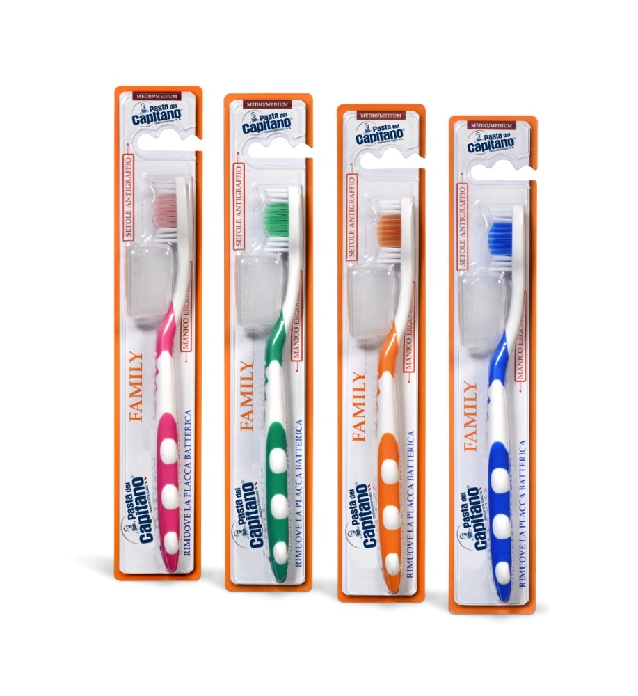 Pasta del capitano зубная щетка family medium для всей семьи средней жескости, щетка зубная, 1 шт. фото