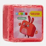 Fabrik Cosmetology четверо в кубе детский бурлящий кубик для ванны, соль для ванн, 90 г, 1 шт, клубника фото