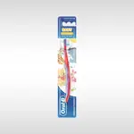 Oral-B Baby Зубная щетка детская экстра мягкая, щетка зубная, 1 шт, 0-2 года, мягкая фото 2