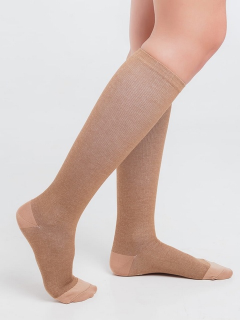 Эласма Гольфы женские 2 класс компрессии, р. 3, пара, 1 шт, бежевого цвета, арт. с-505 фото