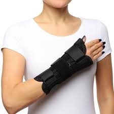 КРЕЙТ Бандаж на лучезапястный сустав с фиксацией первого пальца правый, универсальный, 1 шт, черный, арт. F-206 фото