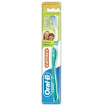 Oral-B 3-Effect Classic Зубная щетка, щетка зубная, 1 шт, средней жесткости фото